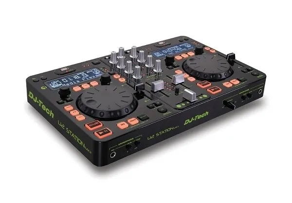 DJ Tech U2 Station MKII: Dual MP3 Player with Twin USB Dock and 2-Channel Mixer