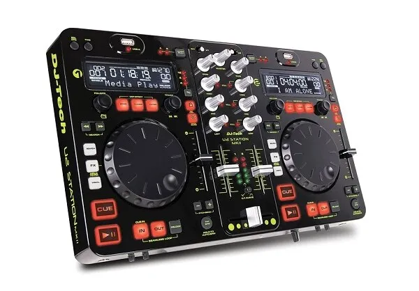 DJ Tech U2 Station MKII: Dual MP3 Player with Twin USB Dock and 2-Channel Mixer